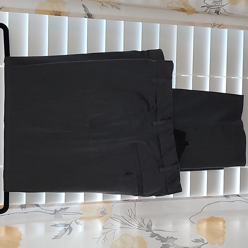 Van Heusen Flex 3 Slim Fit Pants in Charcoal